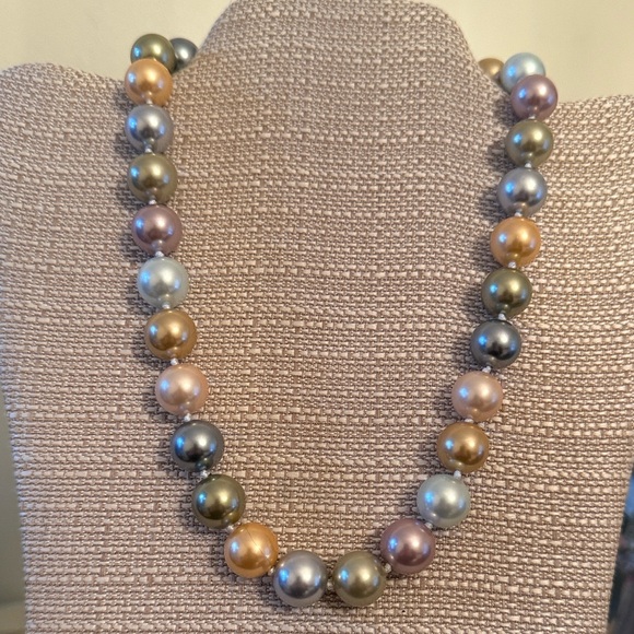 Kenneth Jay Lane Jewelry - Kenneth Jay Lane simulated multi-color pastel pearl necklace w/ gold-tone clasp